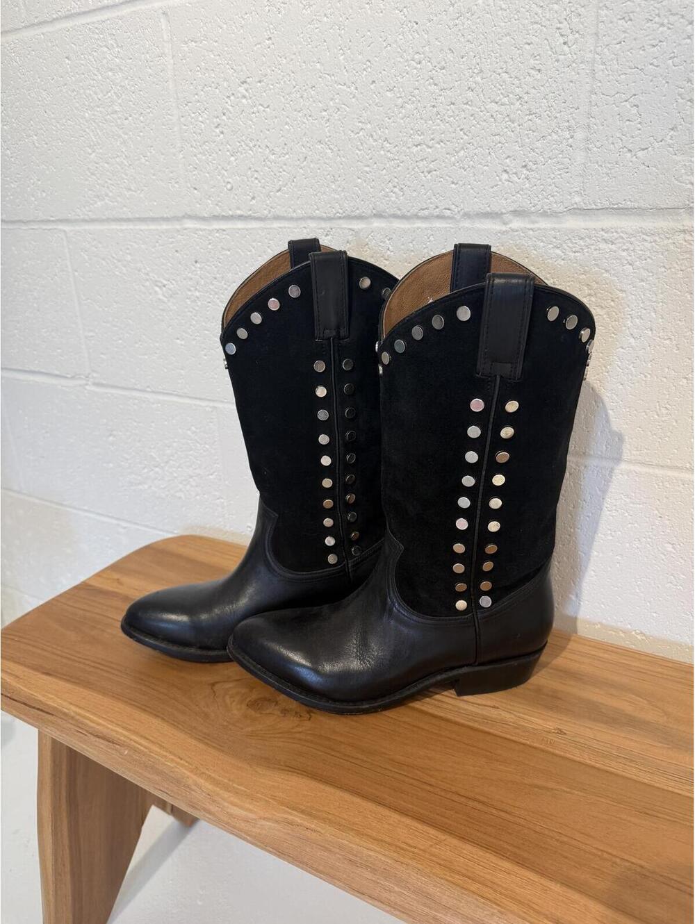 Frye Studded Cowboy Boots Size 9